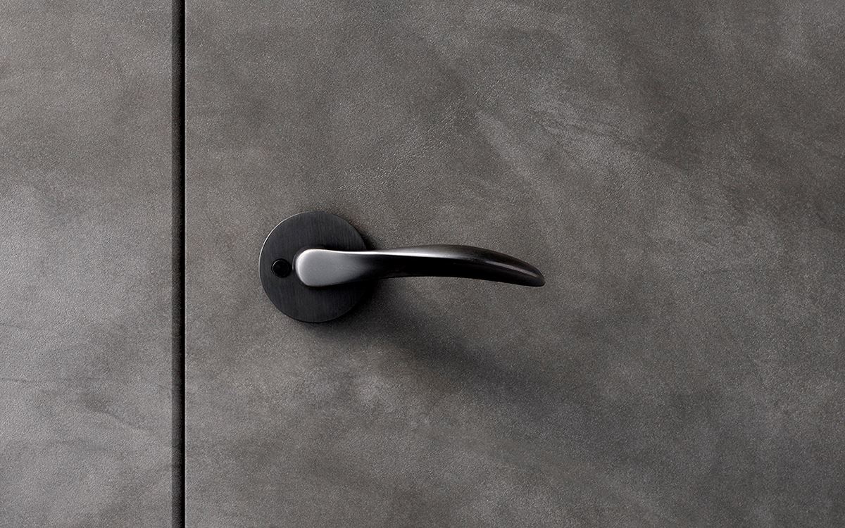 Arne Jacobsen Lever Handle Black