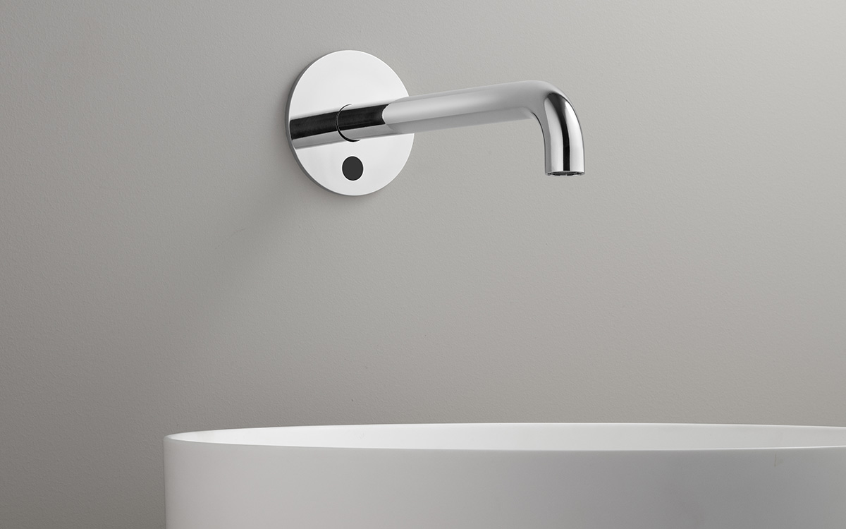 Built-in sensor tap 250 mm | Qtoo collection | d line