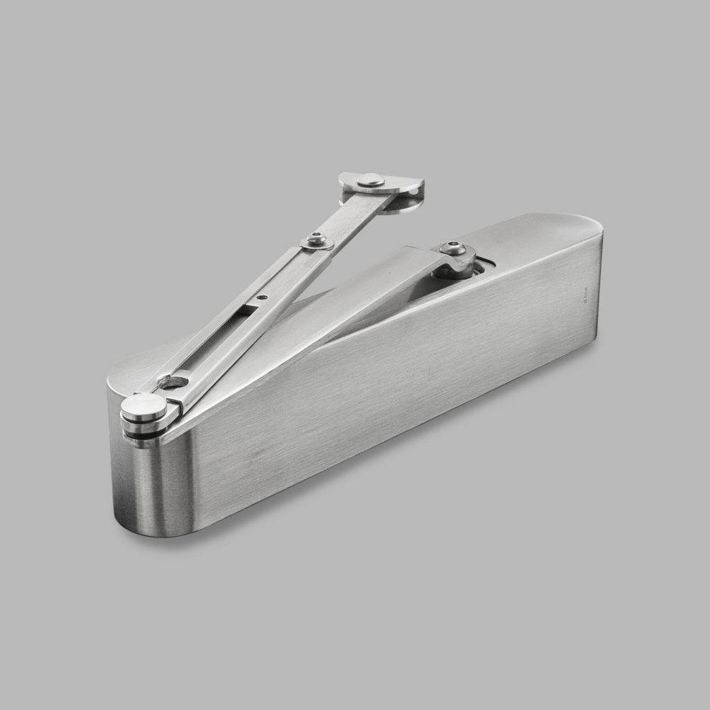 Rack-and-pinion door closer | Knud Holscher collection | d line