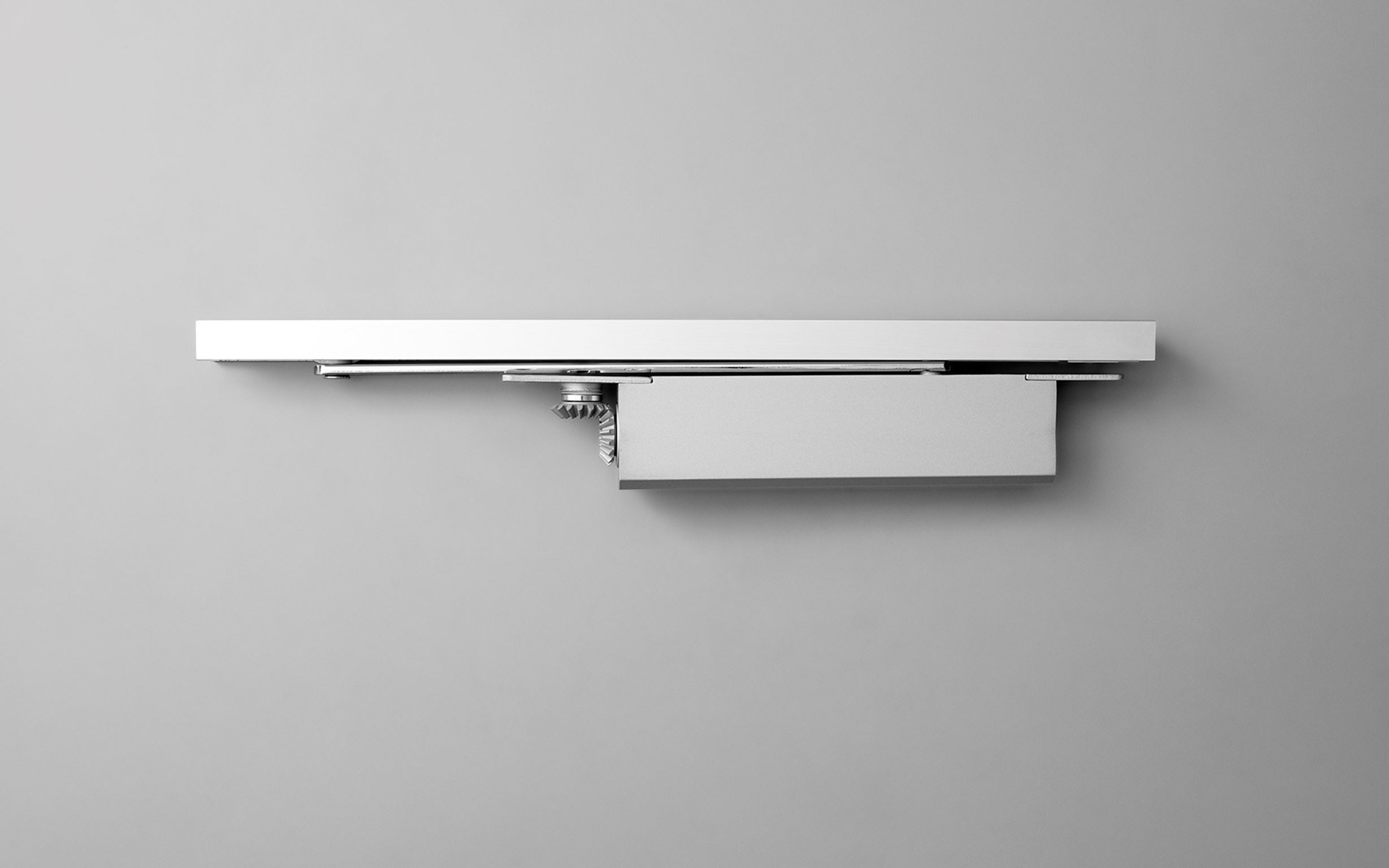 Concealed door closer — Knud Holscher
